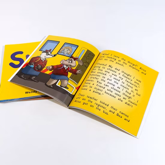 Soft Cover Paper Printing Book/Catalog for Musical Accessories